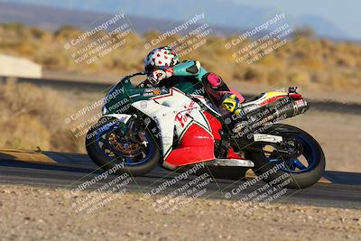 media/Nov-17-2024-CVMA (Sun) [[1fec520723]]/Race 17-Amateur Supersport Middleweight/